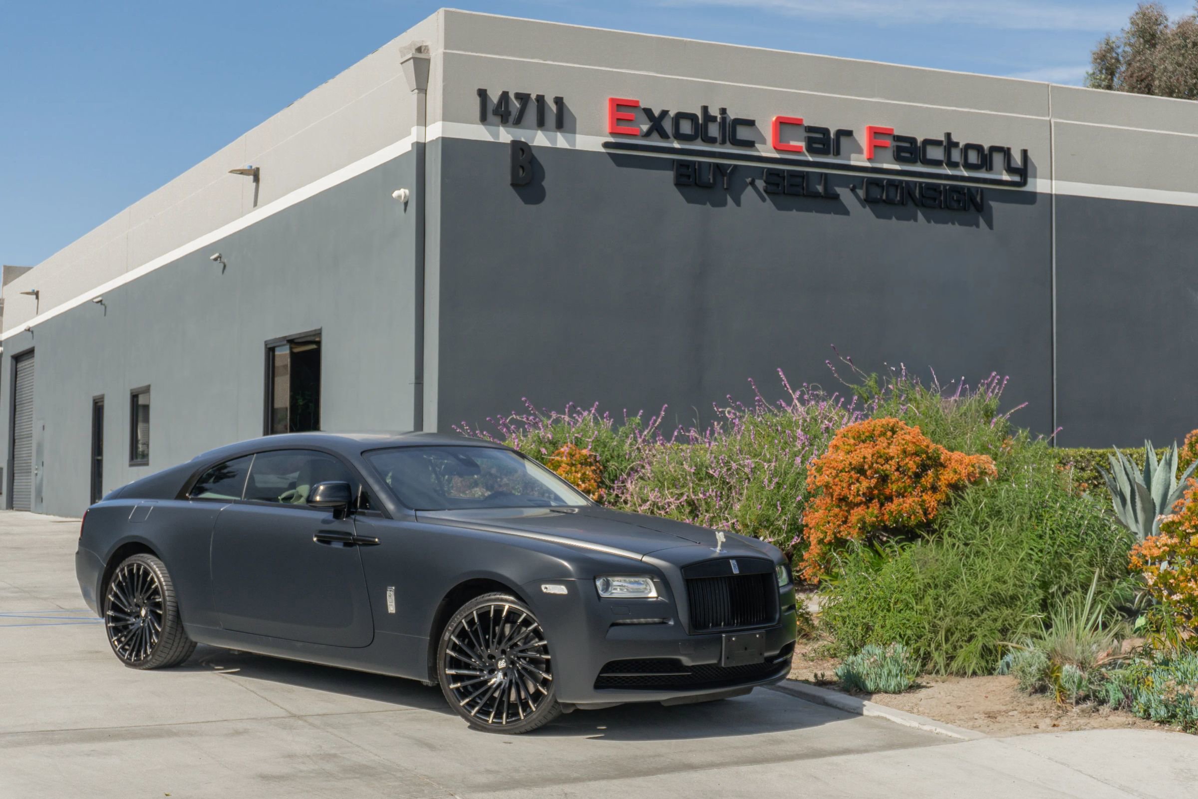 Used 2016 Rolls-Royce Wraith RWD image 1