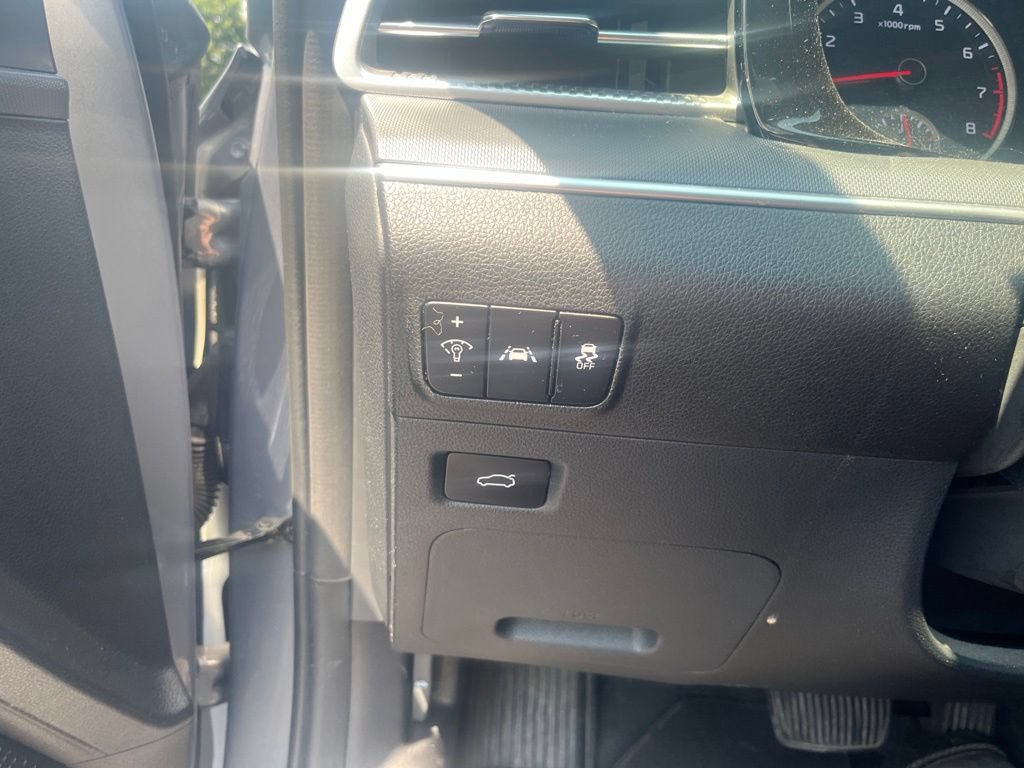 Used 2021 Kia K5 LXS FWD image 11