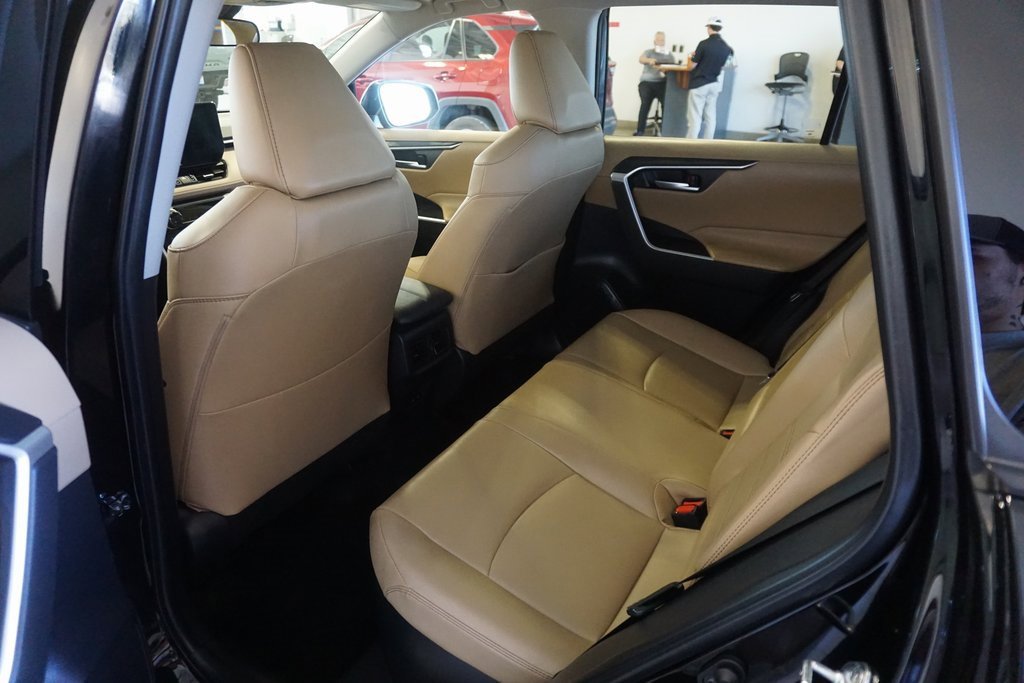 Certified 2024 Toyota RAV4 XLE Premium image 24