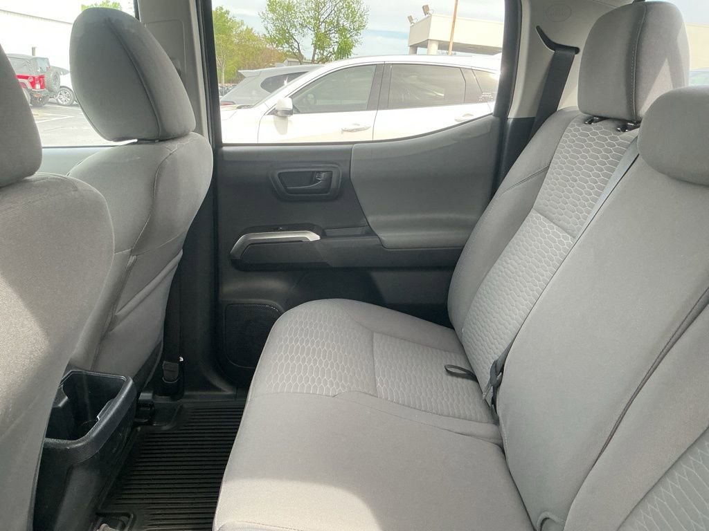Used 2019 Toyota Tacoma SR5 image 8