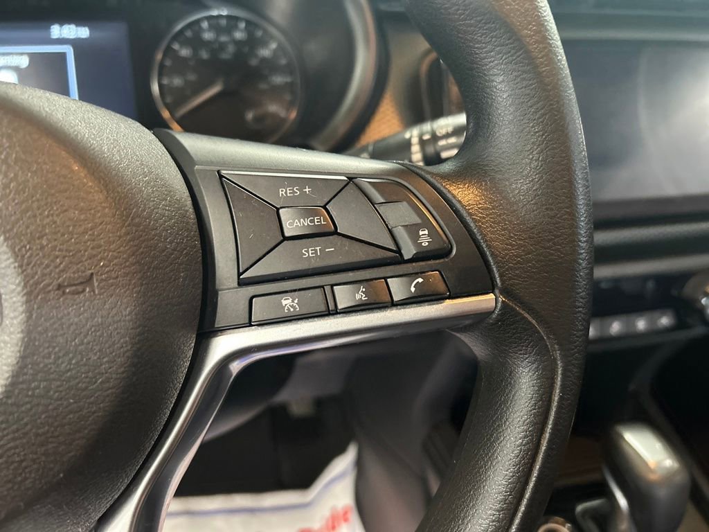 Used 2022 Nissan Kicks SV image 25