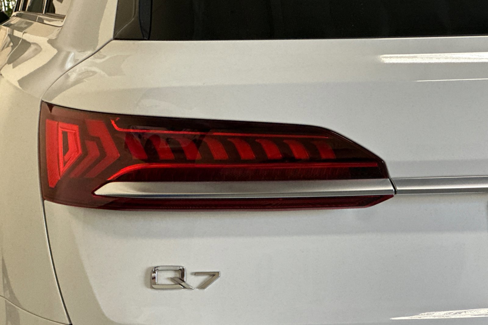 Used 2021 Audi Q7 3.0T Premium image 50