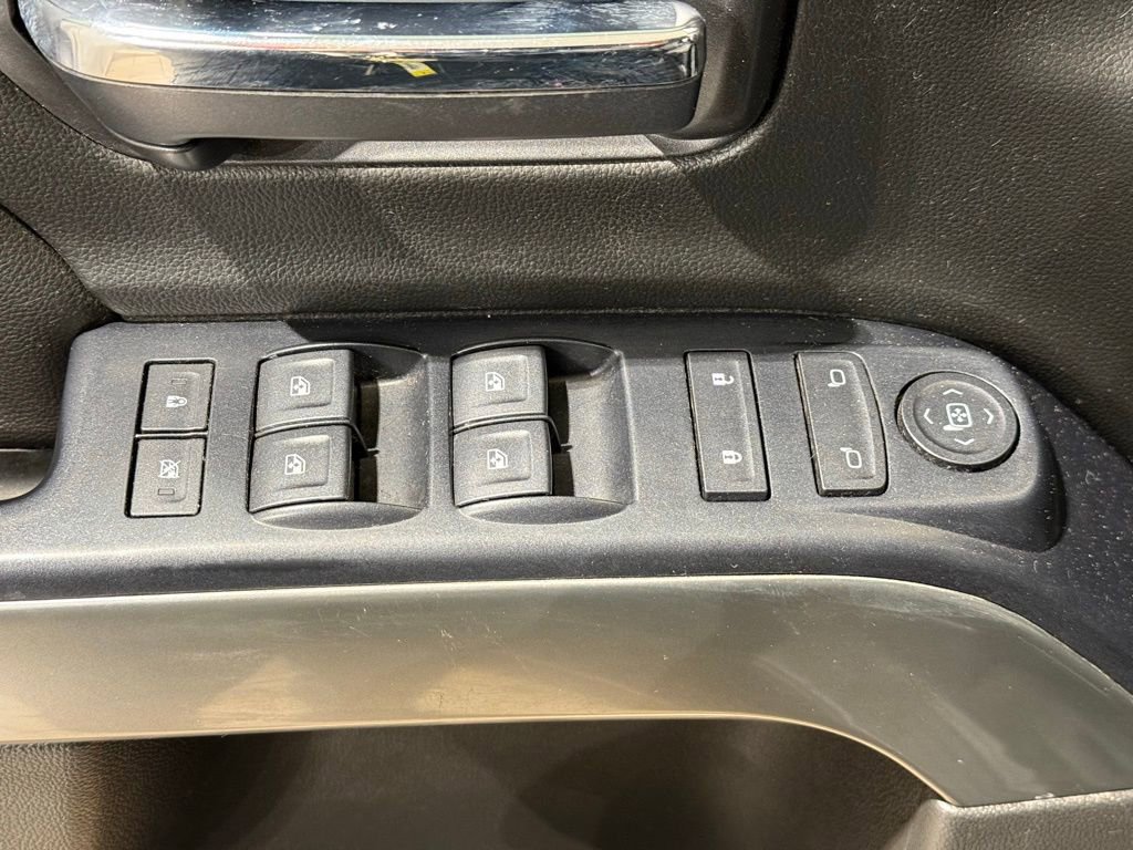 Used 2018 Chevrolet Silverado 1500 LT w/ All Star Edition image 15