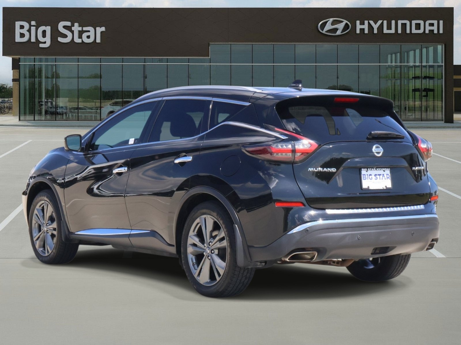 Used 2019 Nissan Murano Platinum w/ Cargo Package FWD image 3