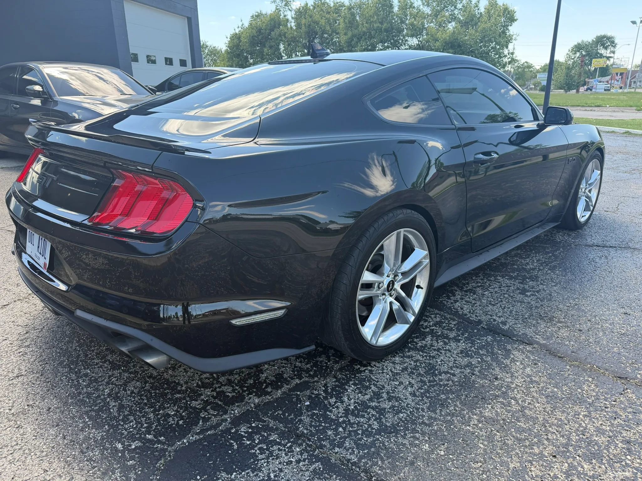 Used 2021 Ford Mustang GT Premium w/ Ford Safe & Smart Package RWD image 9