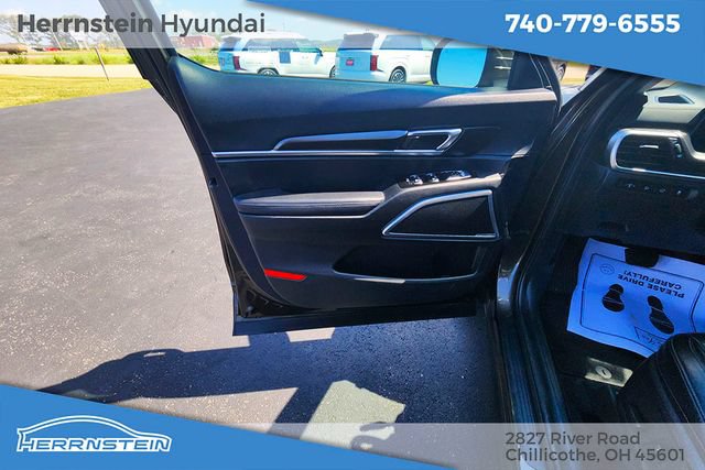 Used 2025 Kia Telluride S AWD/4WD image 9