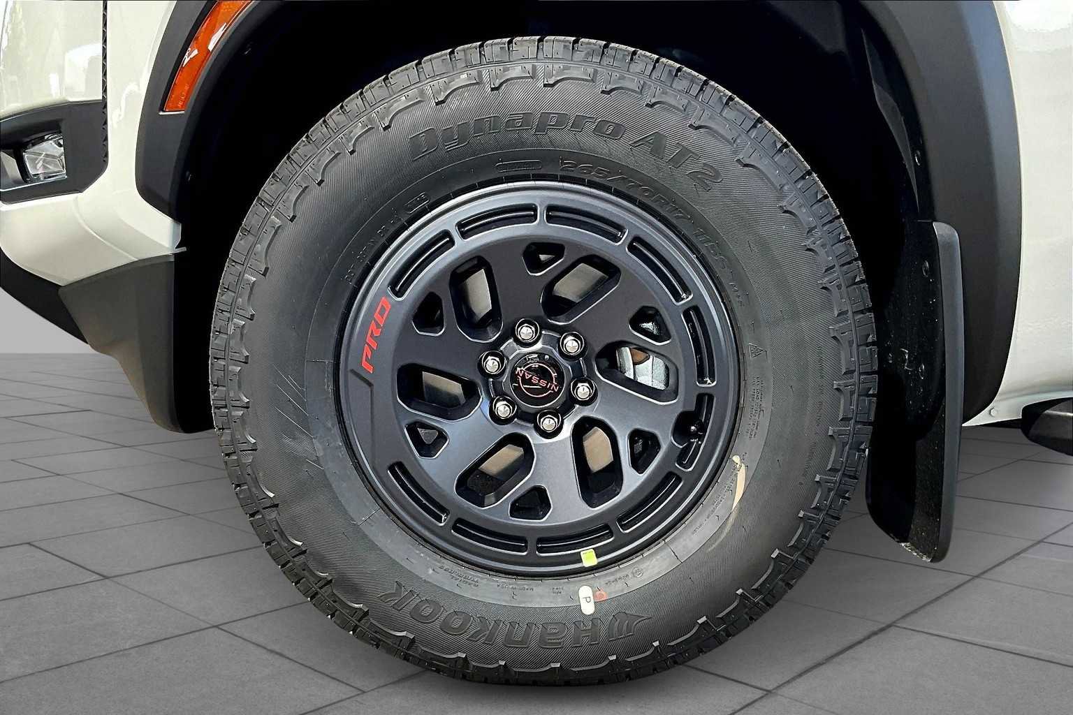 New 2026 Nissan Frontier Pro-X image 9