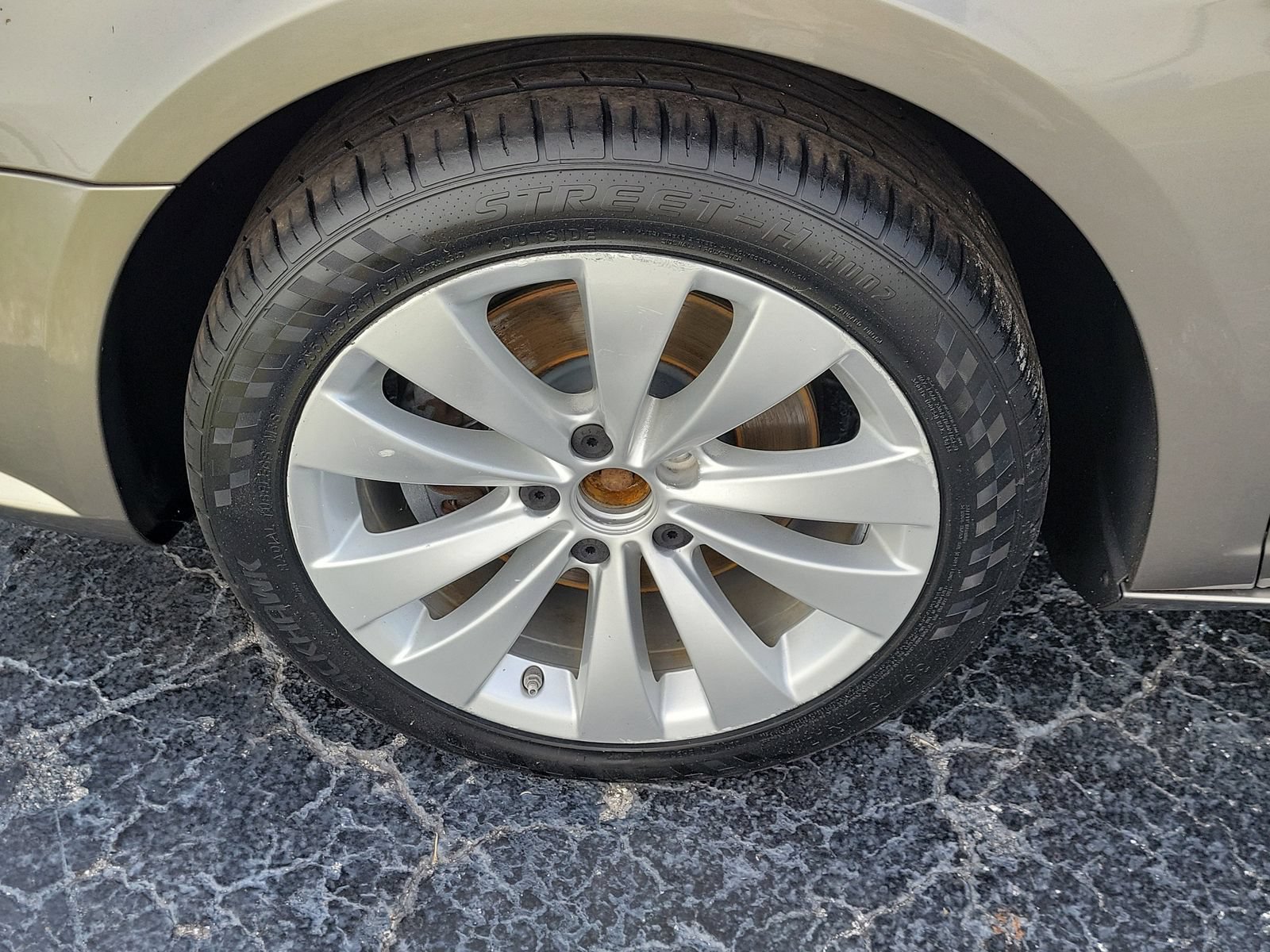 Used 2012 Volkswagen CC Sport FWD image 8