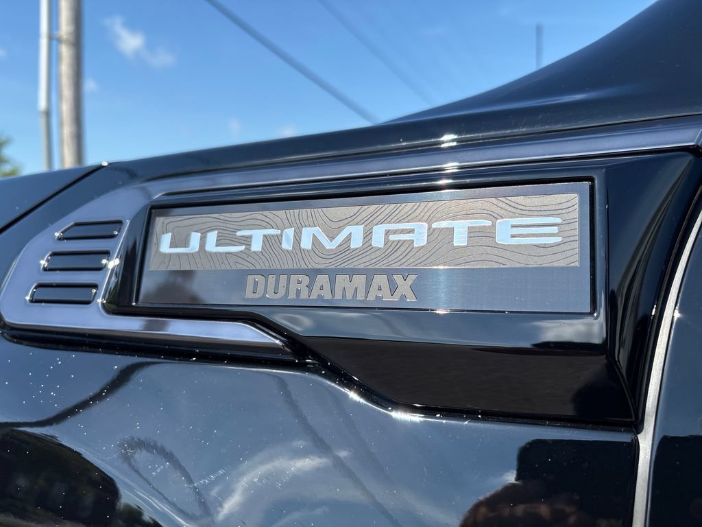 New 2026 GMC Sierra 2500 4x4 Crew Cab Denali Ultimate image 9