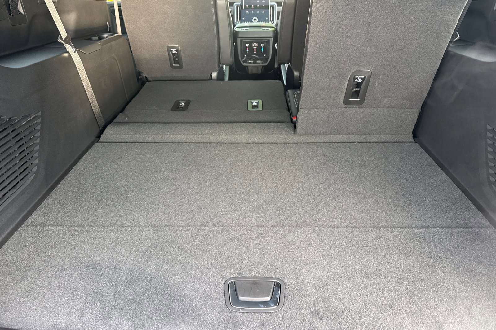 New 2026 GMC Yukon XL AT4 Ultimate image 18