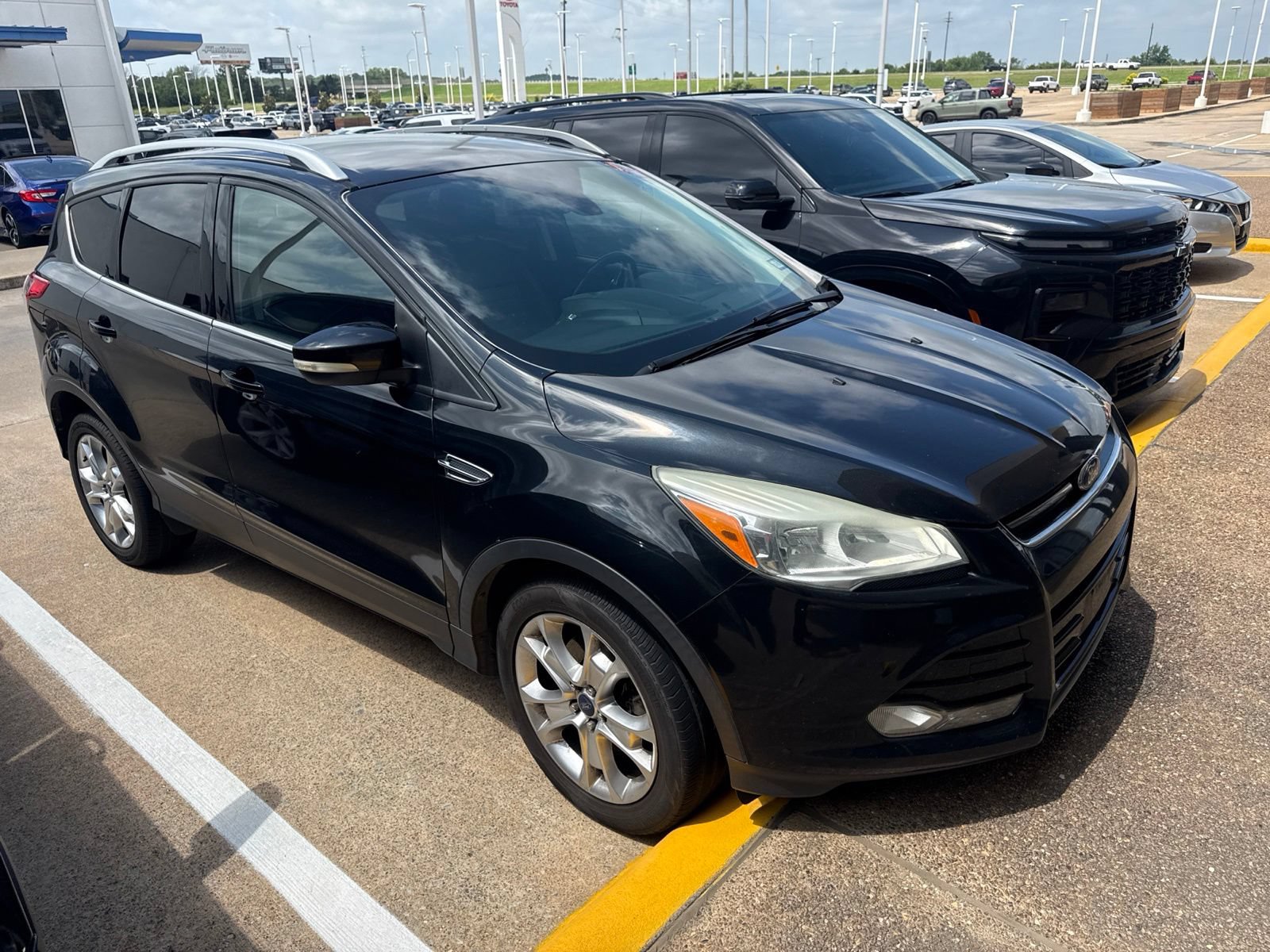 Used 2015 Ford Escape Titanium FWD image 5
