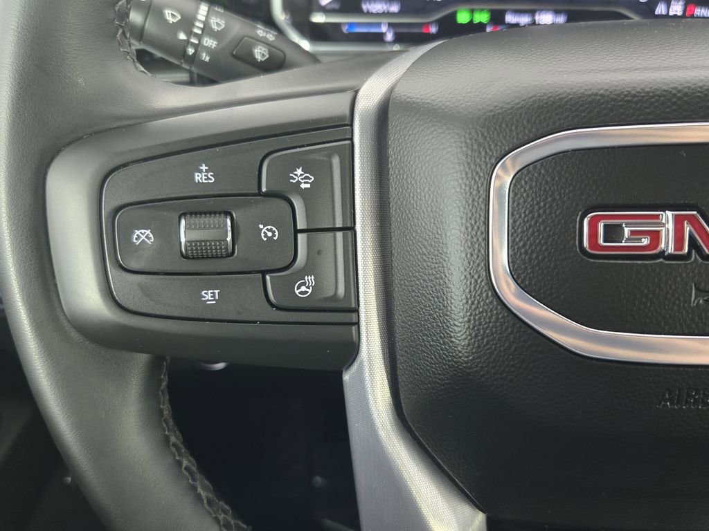 Used 2024 GMC Sierra 2500 SLT w/ SLT Premium Package image 30