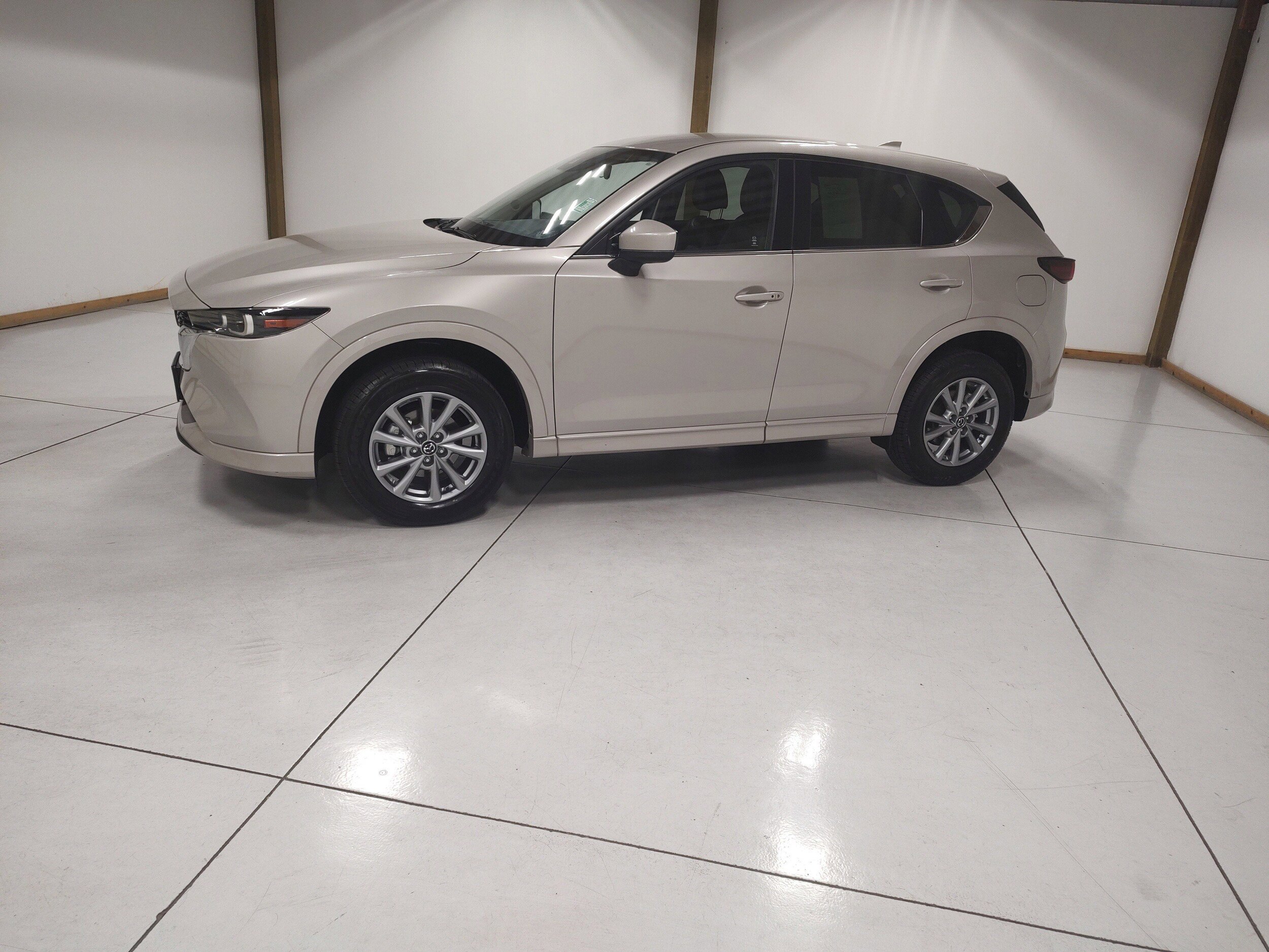 Used 2025 MAZDA CX-5 AWD 2.5 S w/ Select Package image 4