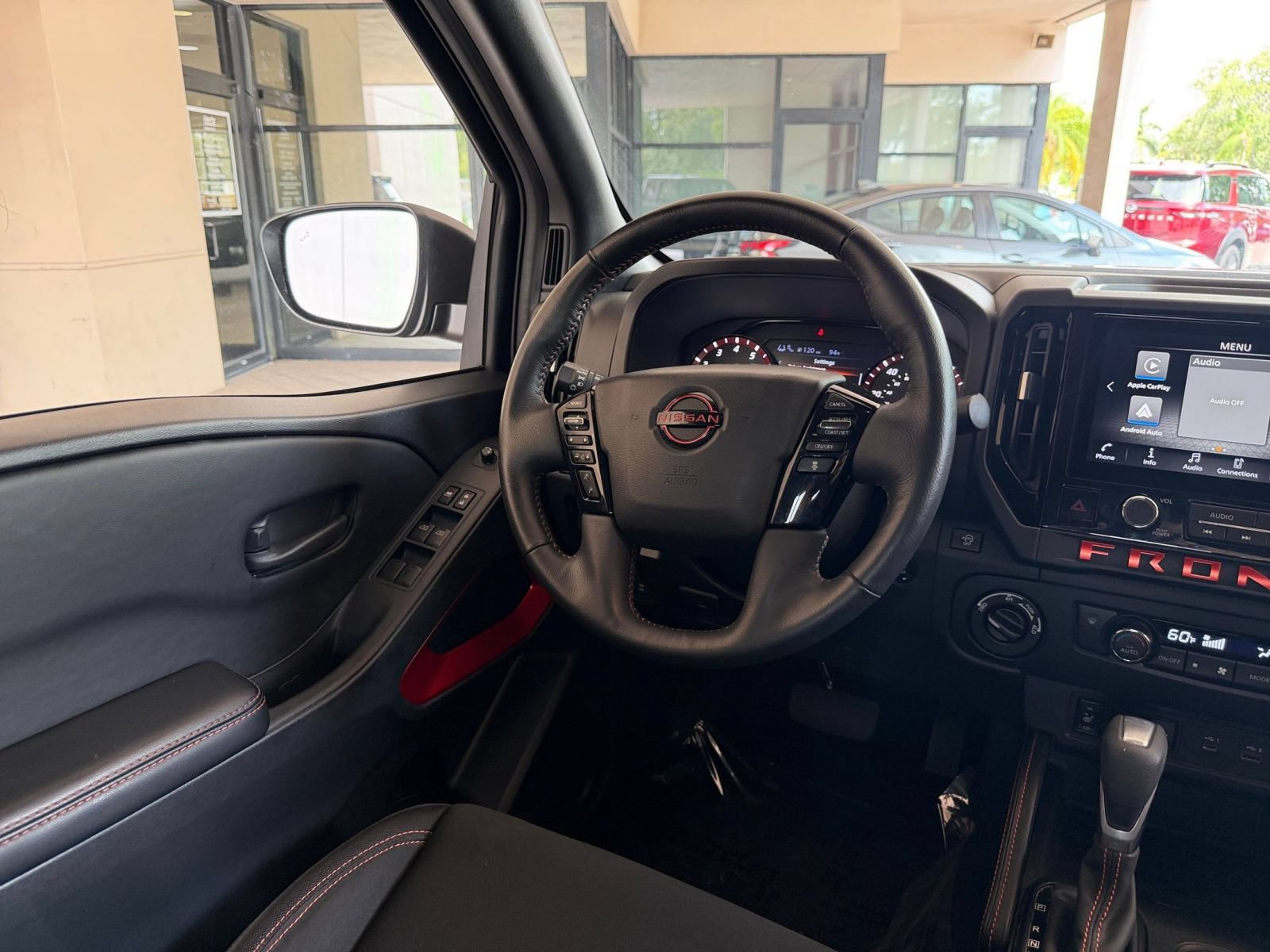 Used 2026 Nissan Frontier PRO-4X AWD/4WD image 29