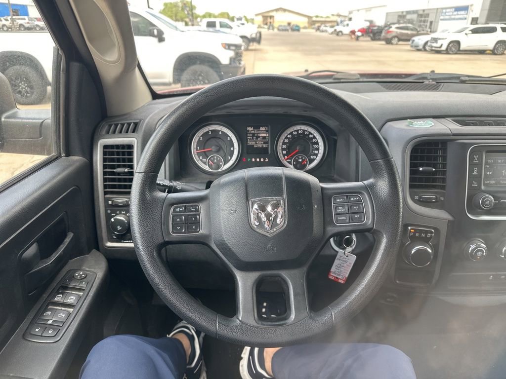 Used 2015 RAM 1500 Express RWD image 9