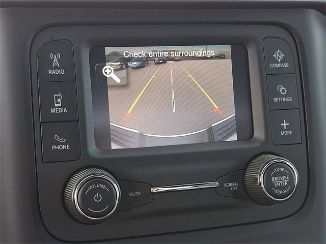 Used 2024 RAM 2500 Tradesman w/ Chrome Appearance Group image 16