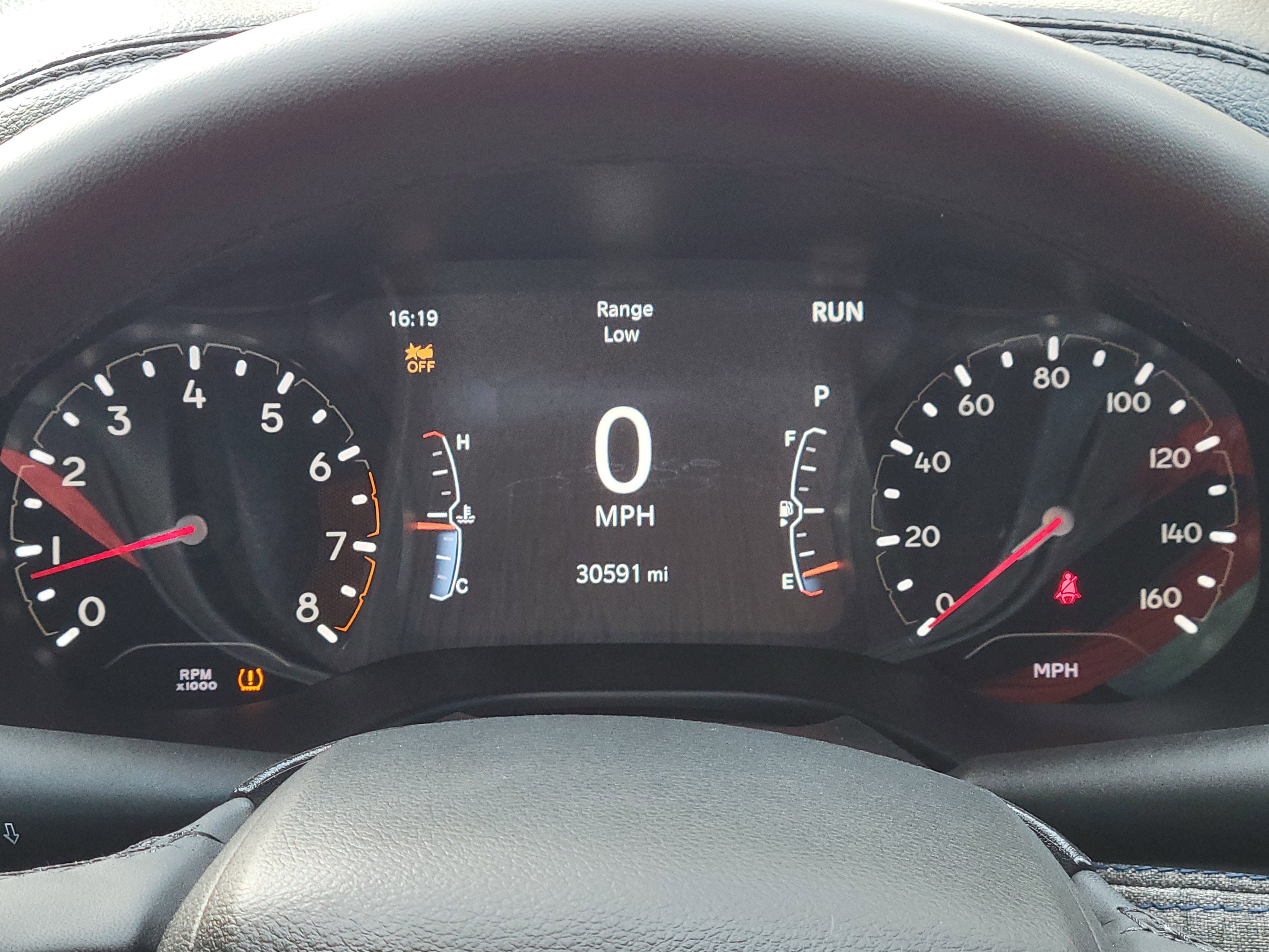 Used 2023 Jeep Compass Latitude image 27