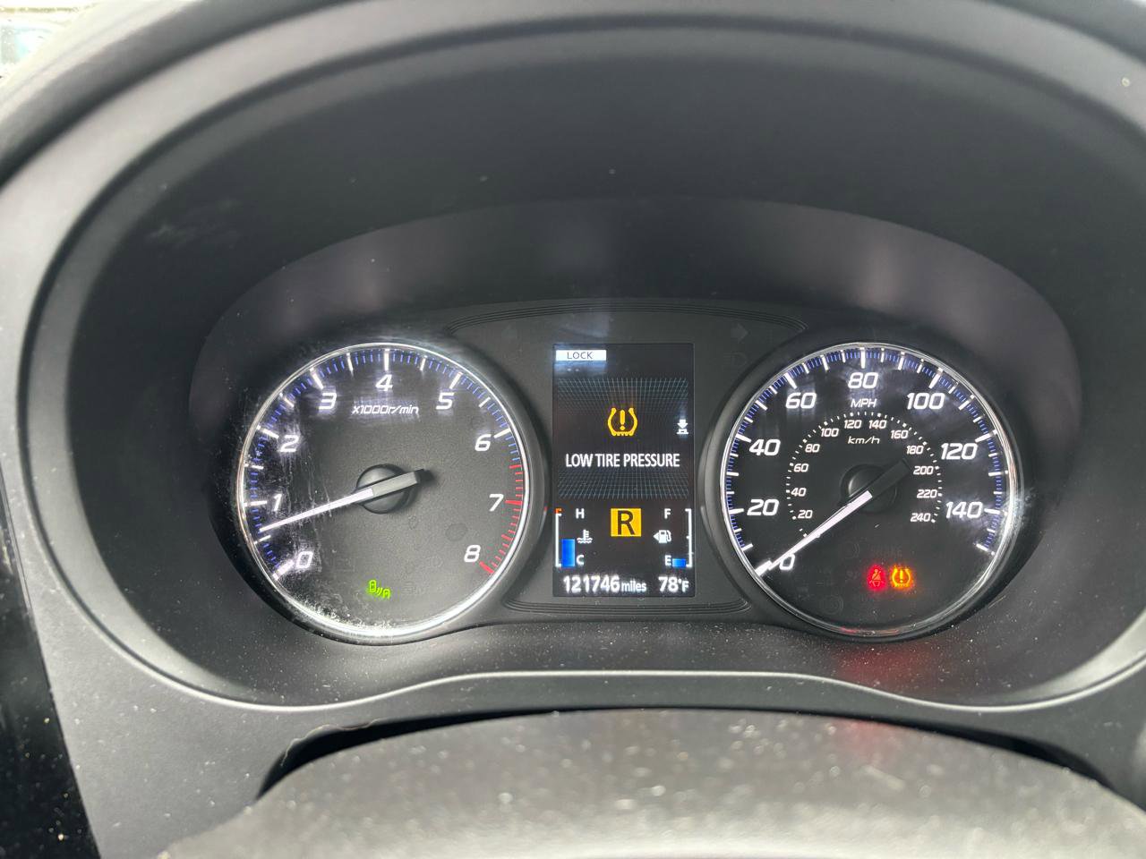 Used 2018 Mitsubishi Outlander LE AWD/4WD image 24