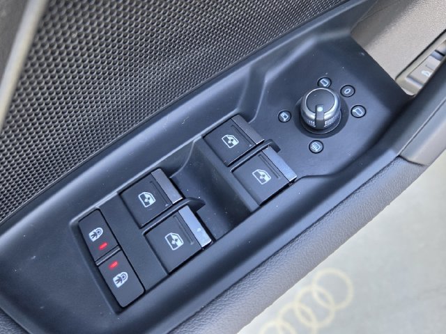 Used 2023 Audi A3 2.0T Premium Plus w/ Premium Plus Package FWD image 27