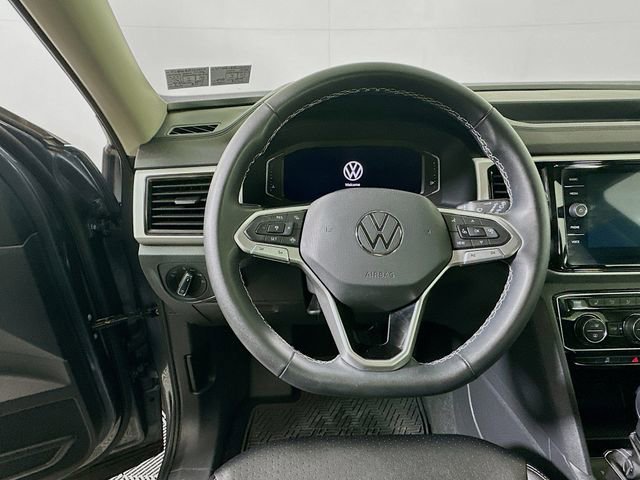 Used 2023 Volkswagen Atlas SE w/ Black Wheel Package AWD/4WD image 12