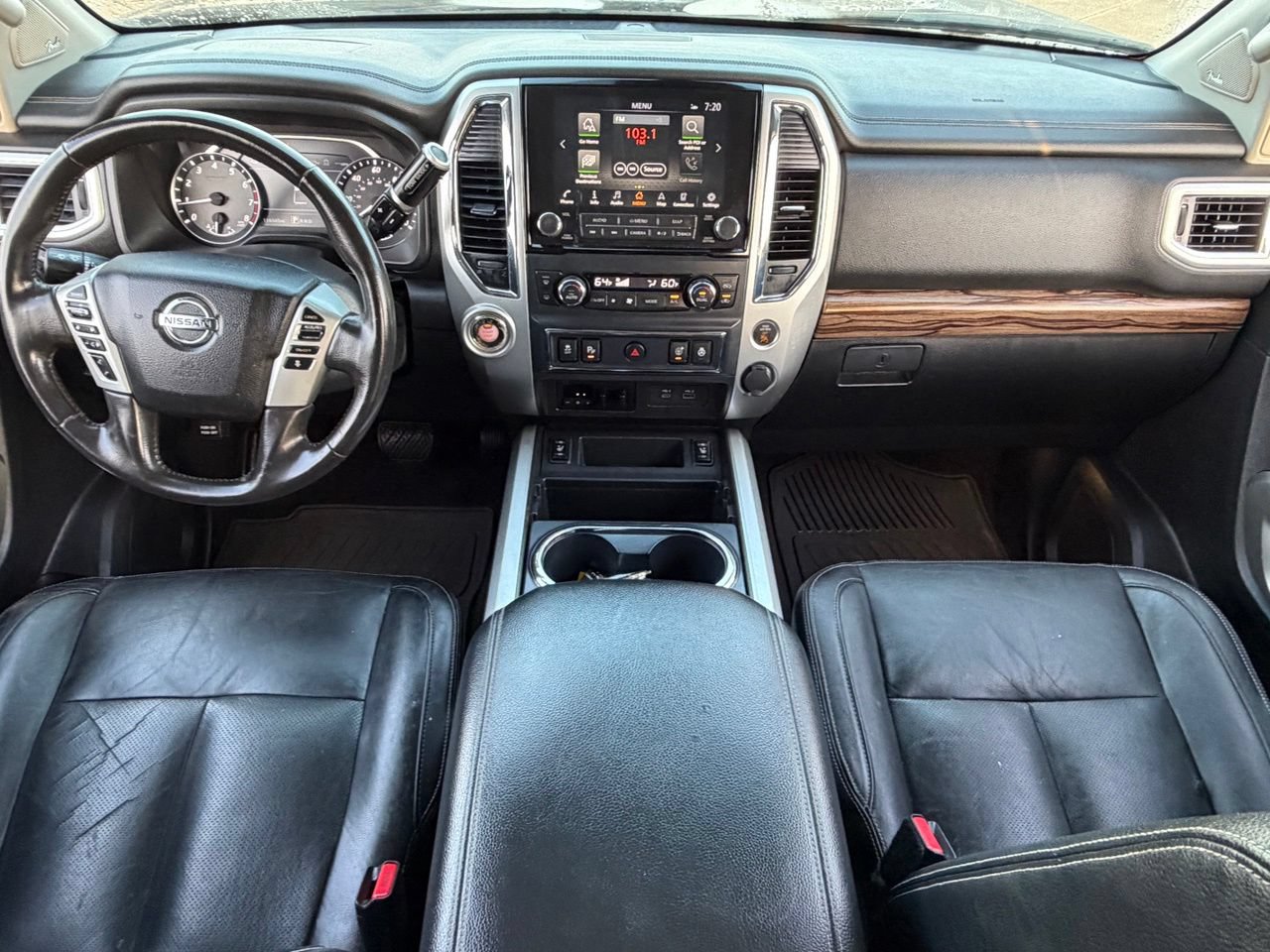 Used 2020 Nissan Titan SL w/ Moonroof Package RWD image 13