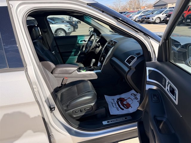 Used 2013 Ford Explorer Sport AWD/4WD image 3