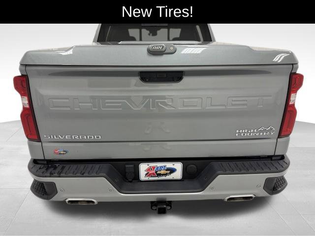 Certified 2023 Chevrolet Silverado 1500 High Country w/ High Country Premium Package AWD/4WD image 3