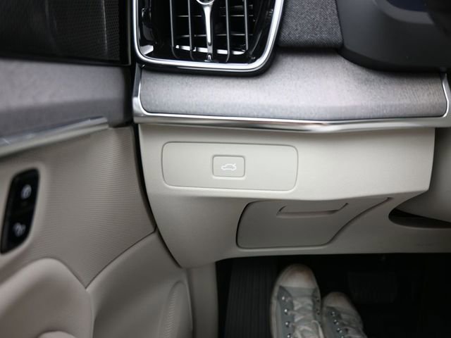 New 2026 Volvo XC90 B6 Ultra w/ Protection Package Premier image 29