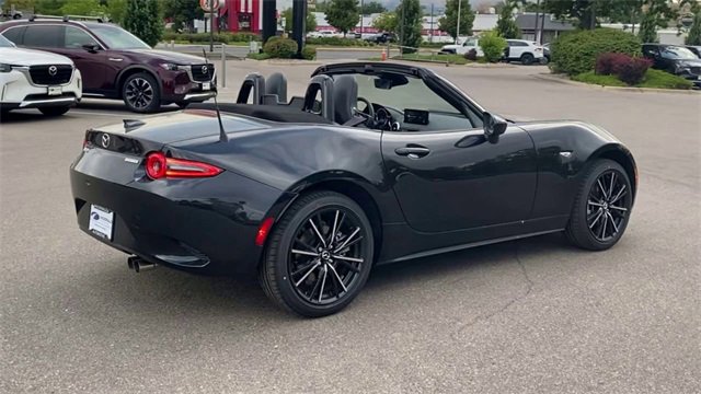 New 2025 MAZDA MX-5 Miata Grand Touring image 2