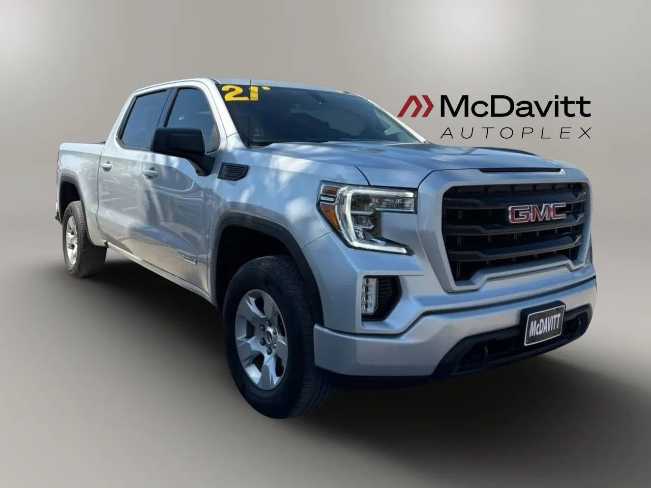 Used 2021 GMC Sierra 1500 Elevation RWD image 3
