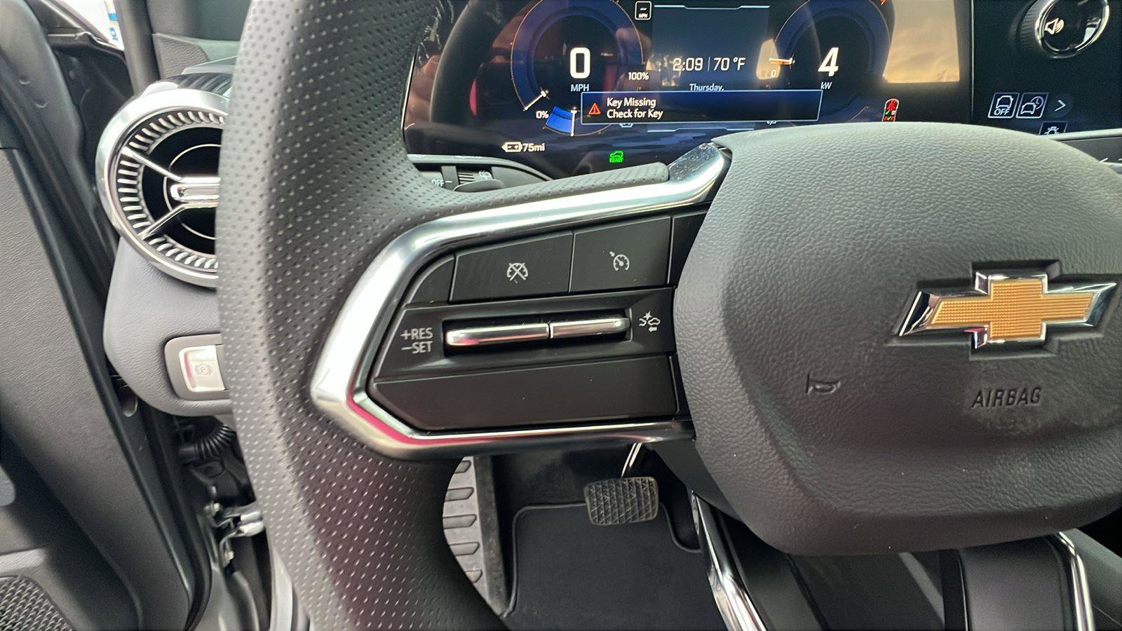 New 2026 Chevrolet Blazer EV LT AWD/4WD image 18