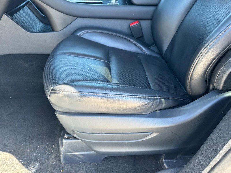 Certified 2025 Lincoln Aviator AWD image 26