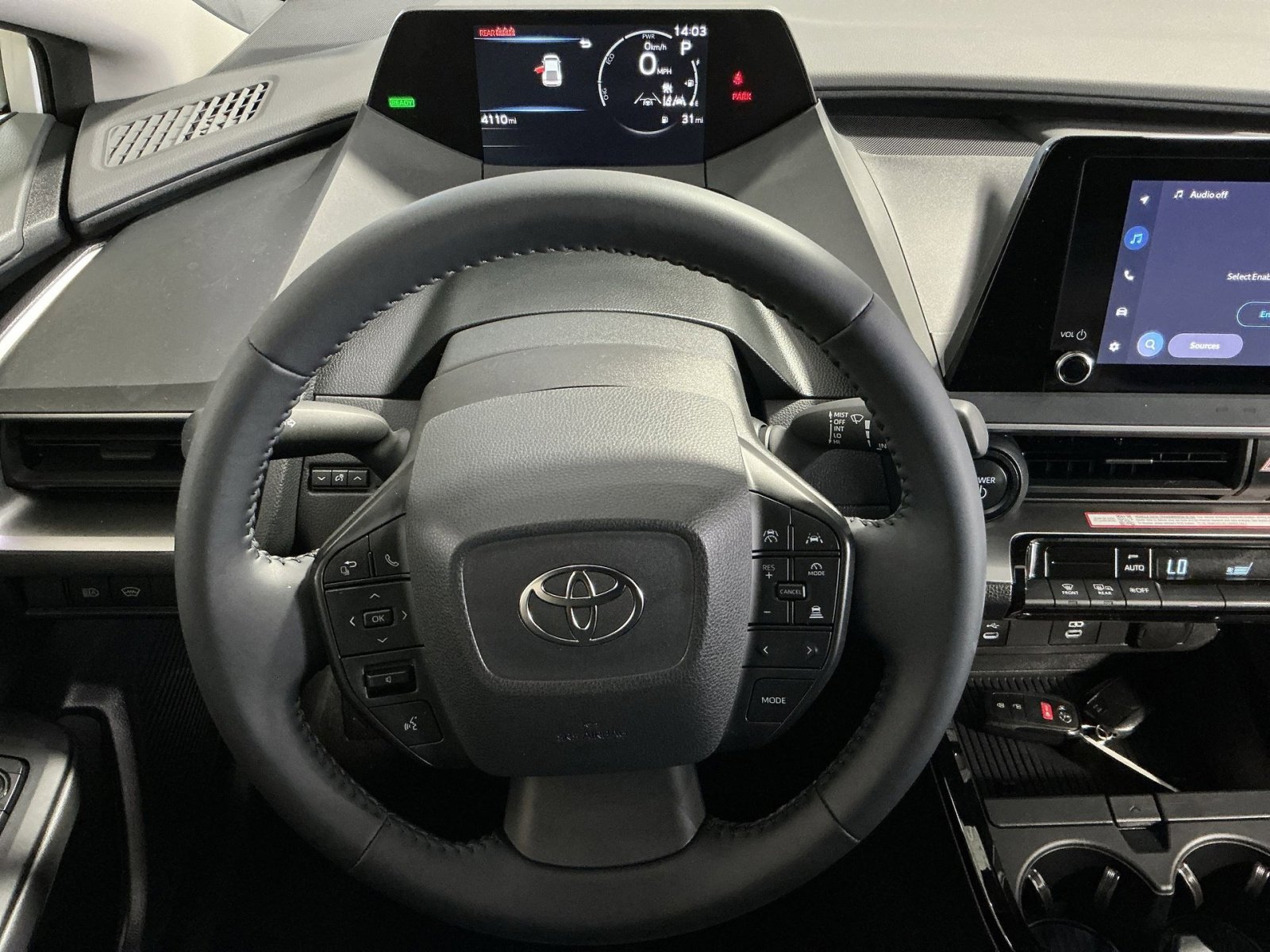 Used 2026 Toyota Prius LE FWD image 17