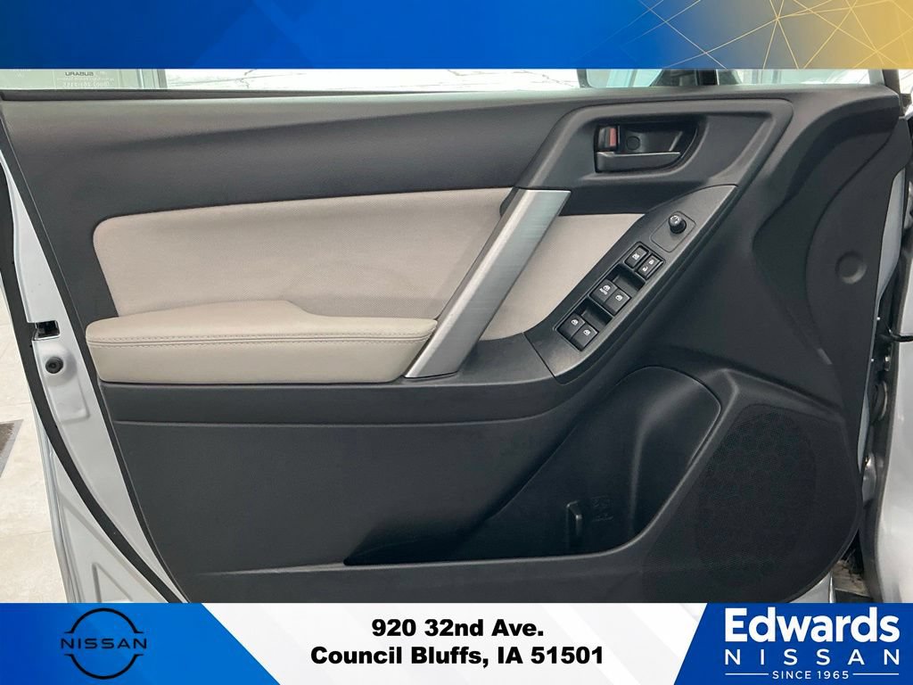 Used 2016 Subaru Forester 2.5i Premium w/ Popular Package #2 AWD/4WD image 19