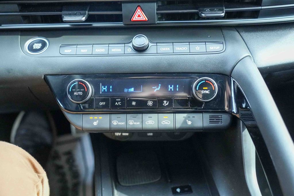 Used 2025 Hyundai Elantra N image 38