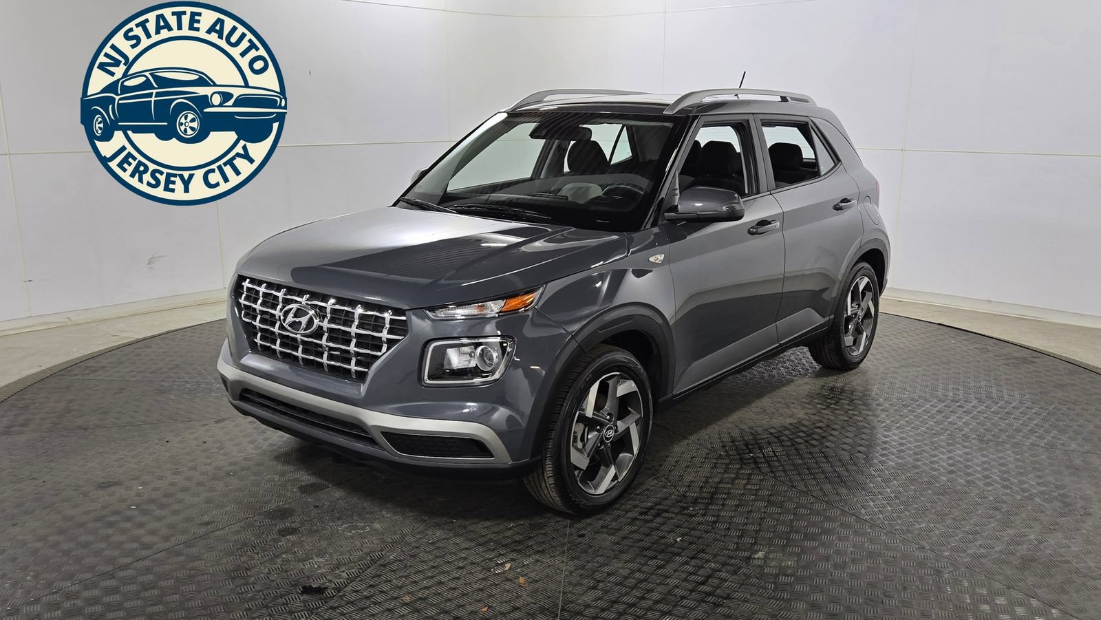 Used 2026 Hyundai Venue SEL FWD image 3