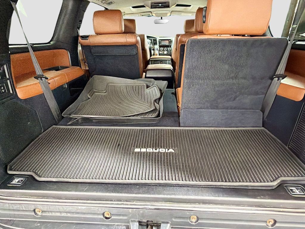 Used 2016 Toyota Sequoia Platinum image 28