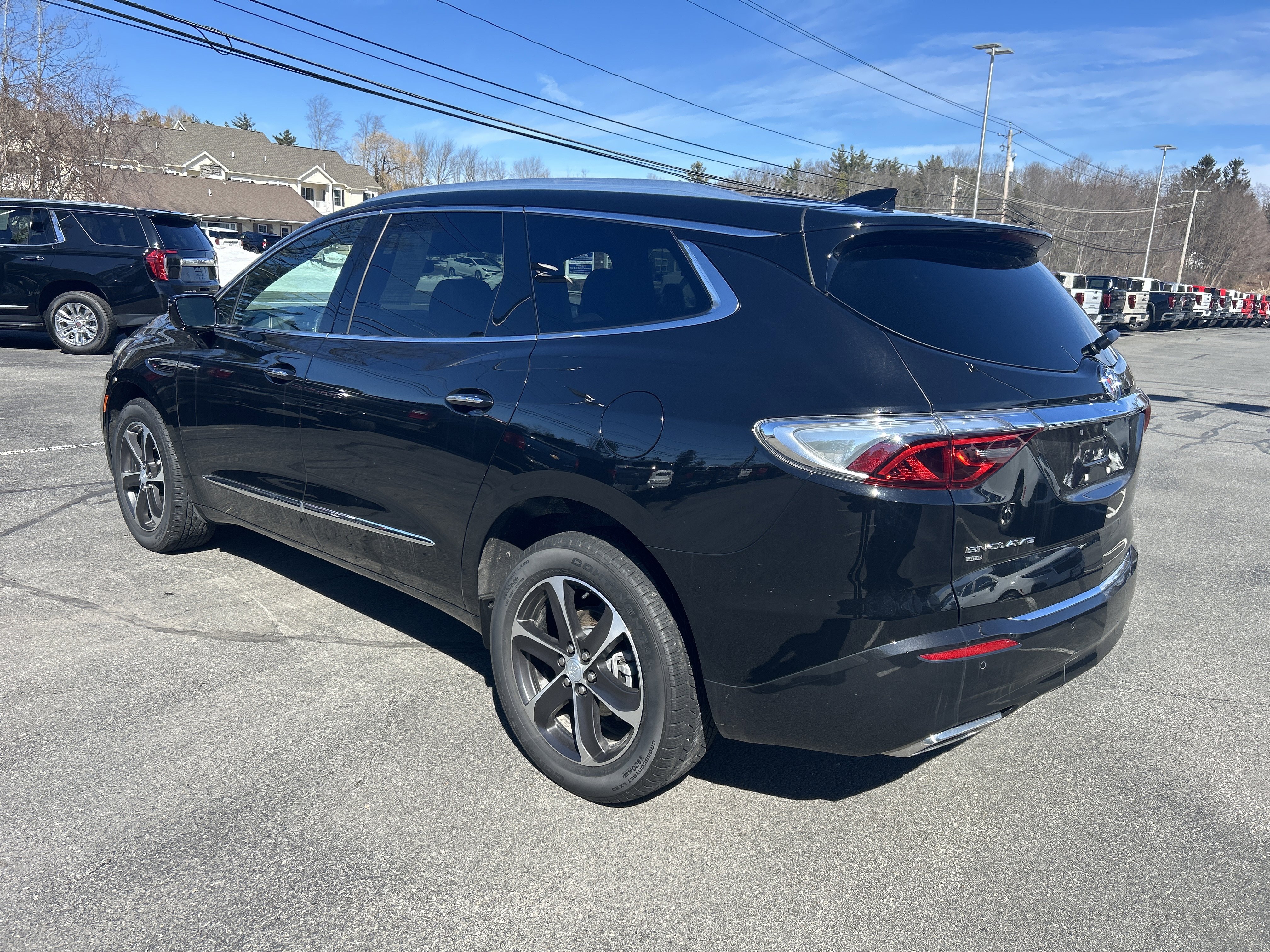 Certified 2022 Buick Enclave Essence w/ Experience Buick Package image 4