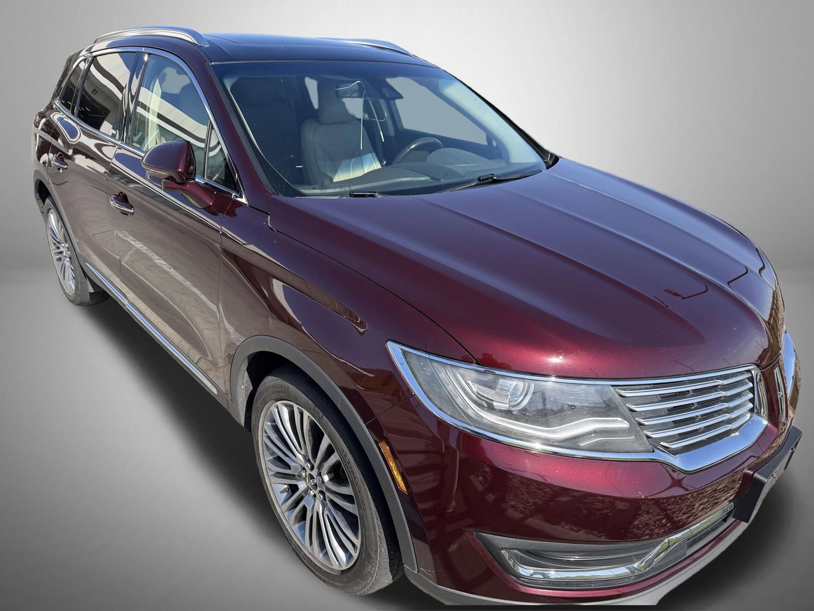 Used 2017 Lincoln MKX Reserve w/ Lincoln MKX Climate Package AWD/4WD image 2
