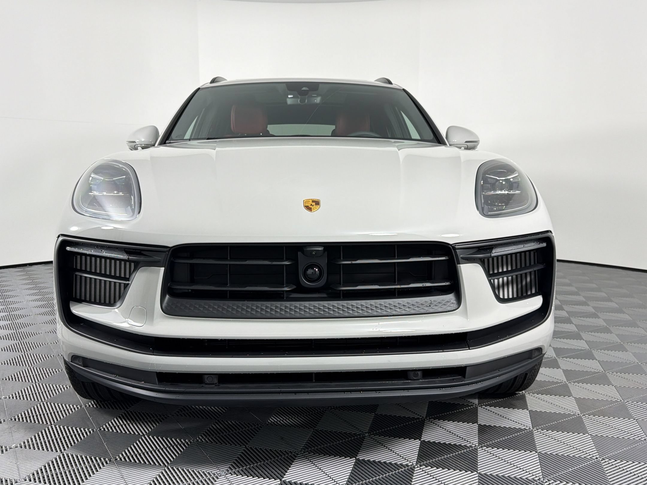 New 2026 Porsche Macan S AWD/4WD image 6
