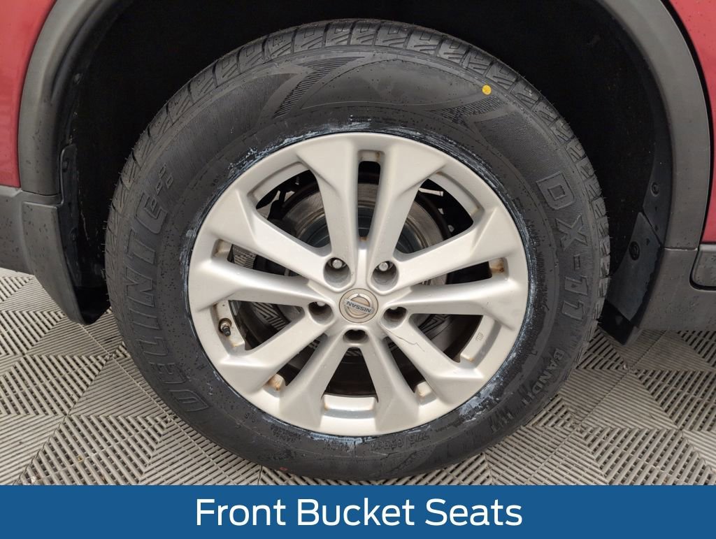 Used 2014 Nissan Rogue SV image 19