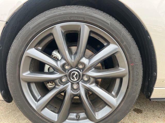 Used 2024 MAZDA MAZDA3 s FWD image 8