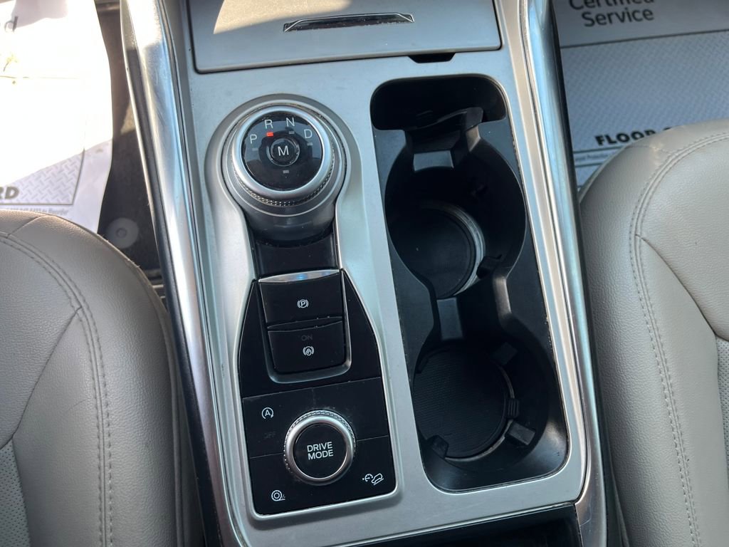 Used 2021 Ford Explorer Limited w/ Equipment Group 301A image 16