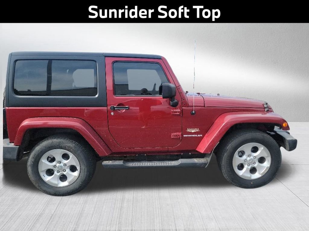 Used 2013 Jeep Wrangler Sahara w/ Dual Top Group AWD/4WD image 5