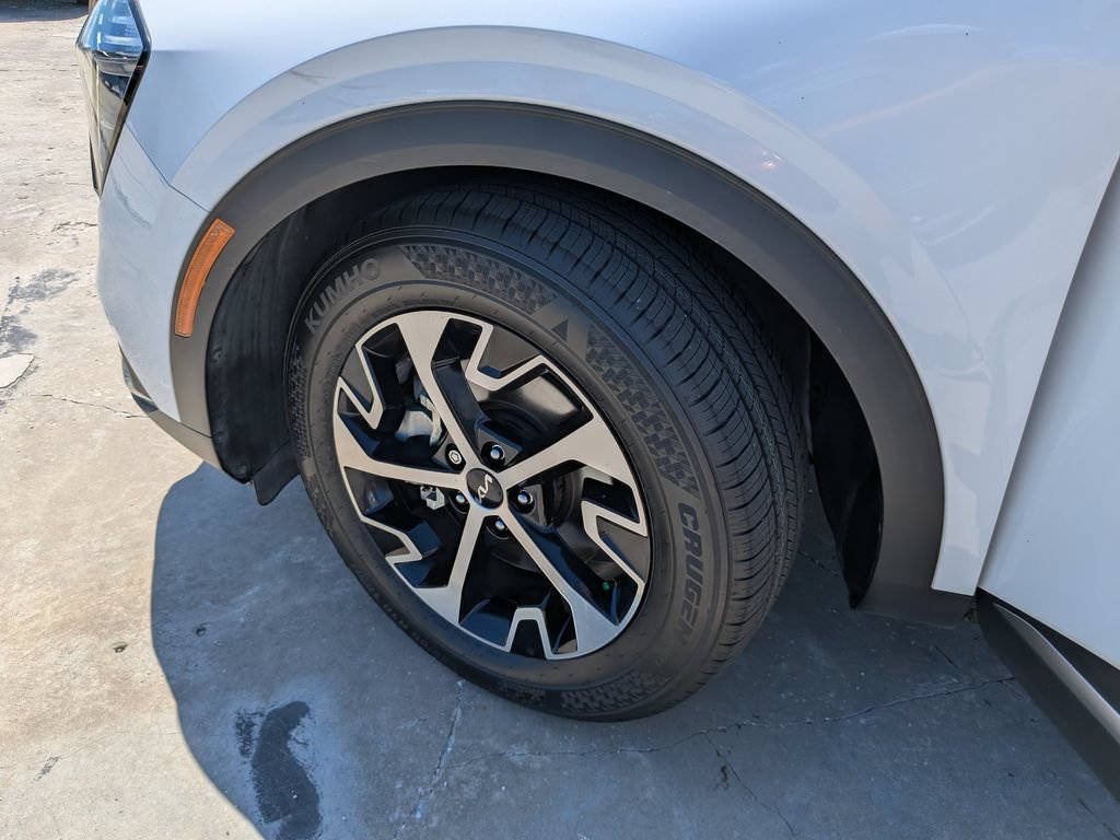 Certified 2023 Kia Sportage EX FWD image 35