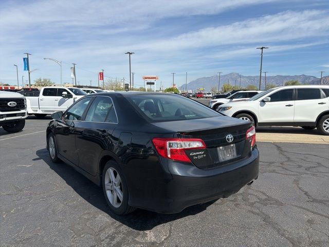Used 2014 Toyota Camry SE FWD image 13