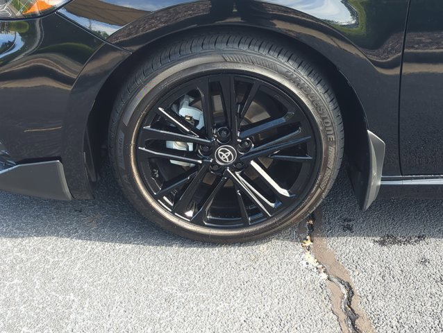 Used 2025 Toyota Camry SE FWD image 25