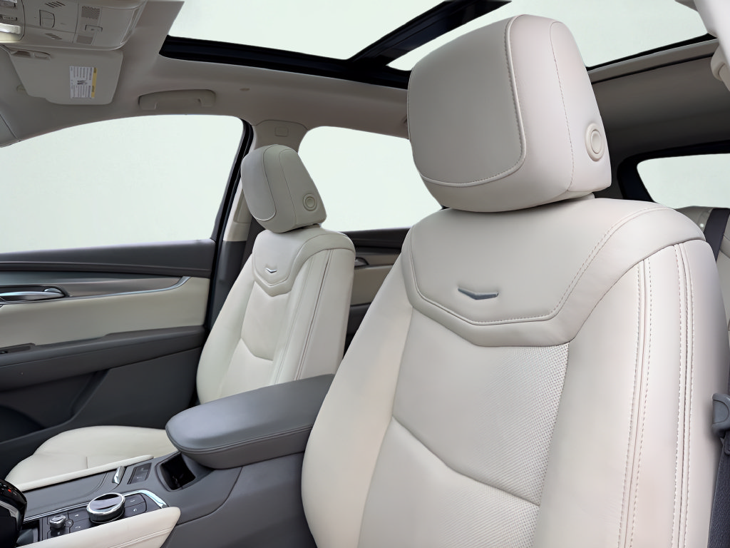 Used 2021 Cadillac XT5 Premium Luxury FWD image 37