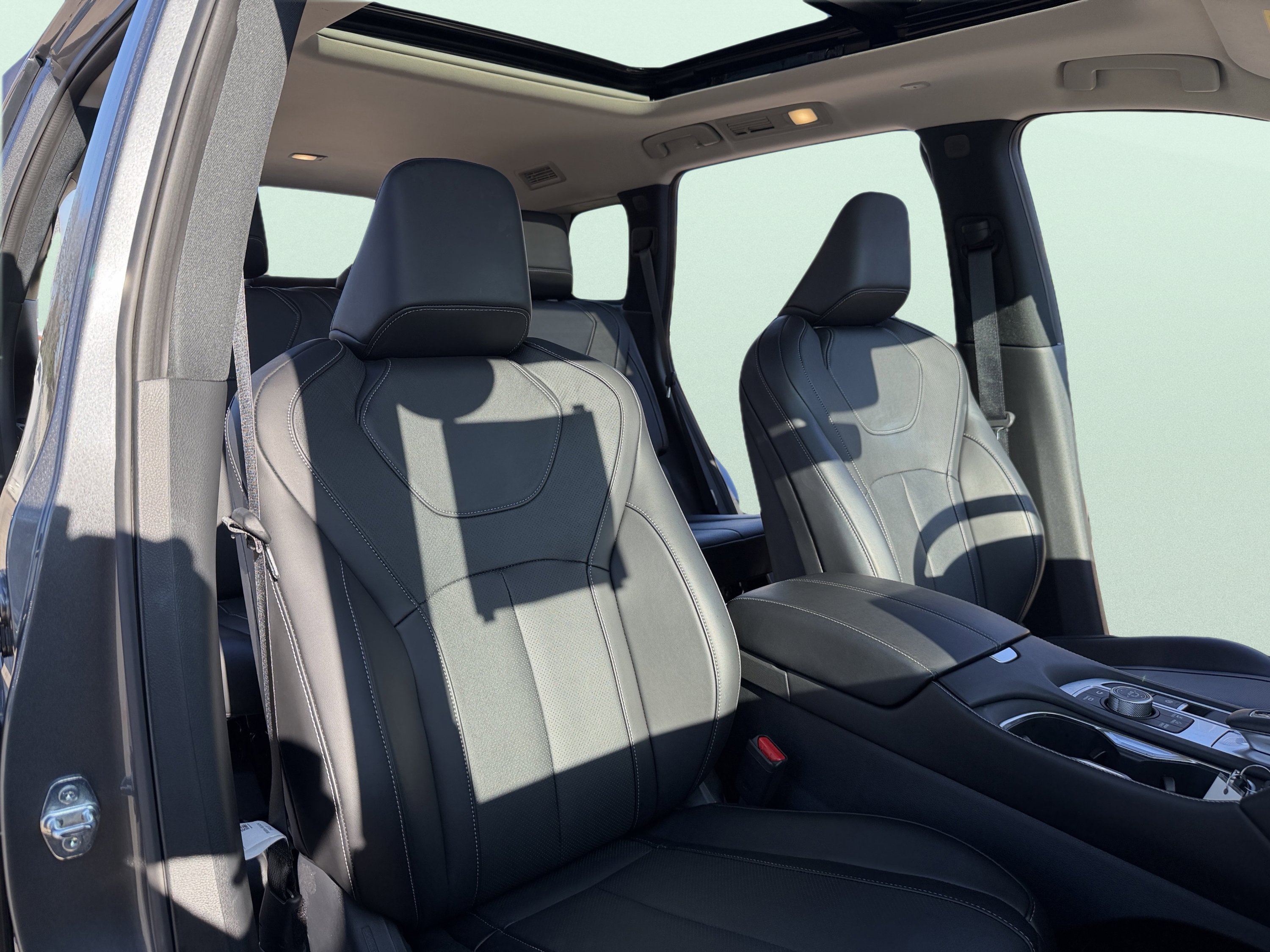 Used 2025 INFINITI QX60 Luxe FWD image 58