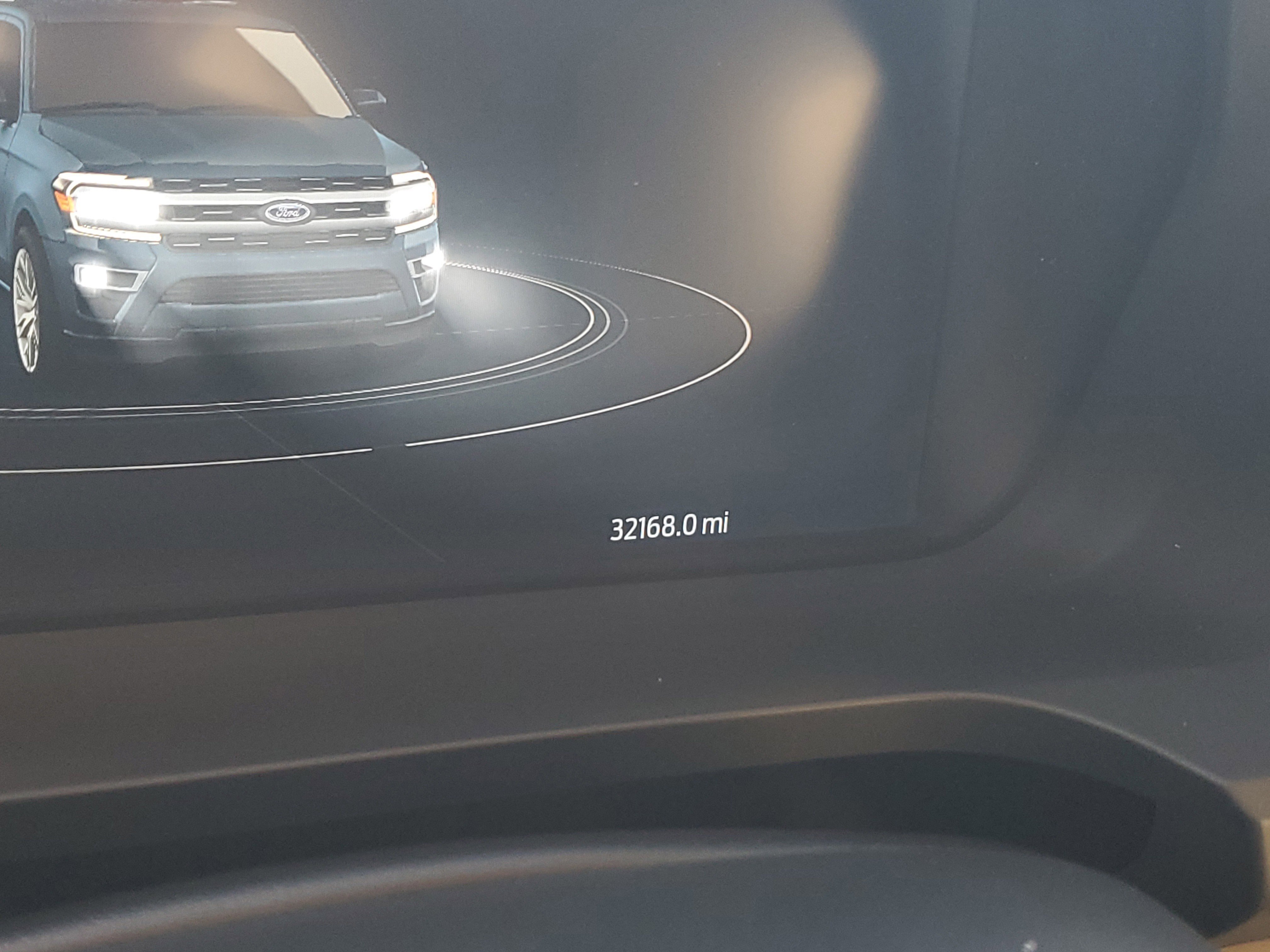 Used 2023 Ford Expedition Platinum image 9